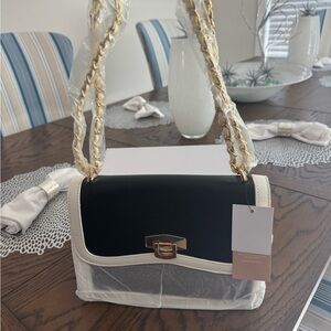 JustFab Black and Cream Shoulder Bag with Gold Chain